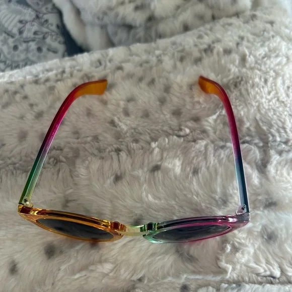 Rainbow Sunglasses Pink Red Yellow Green Sunnies - Picture 5 of 9